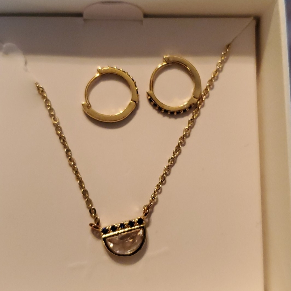 Tiny hoops and necklace set